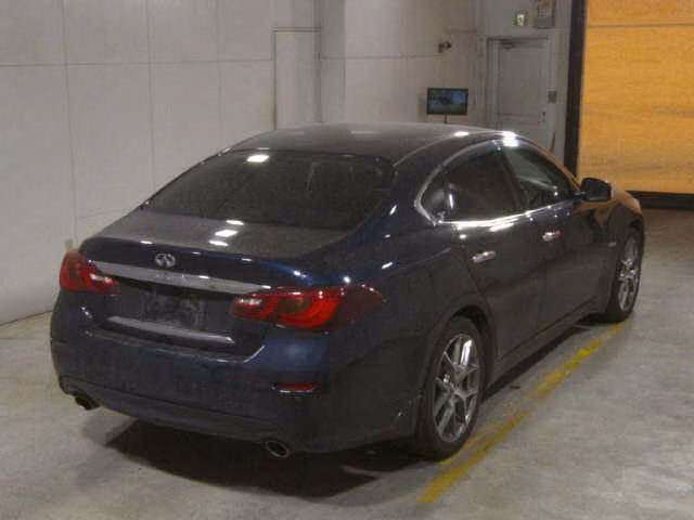 NISSAN FUGA