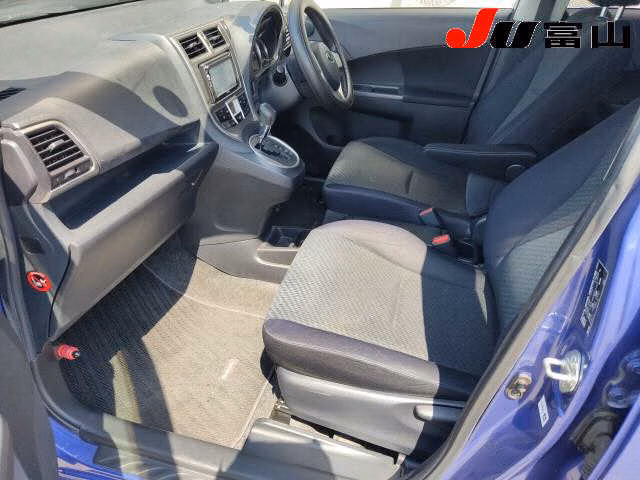 SUBARU TREZIA