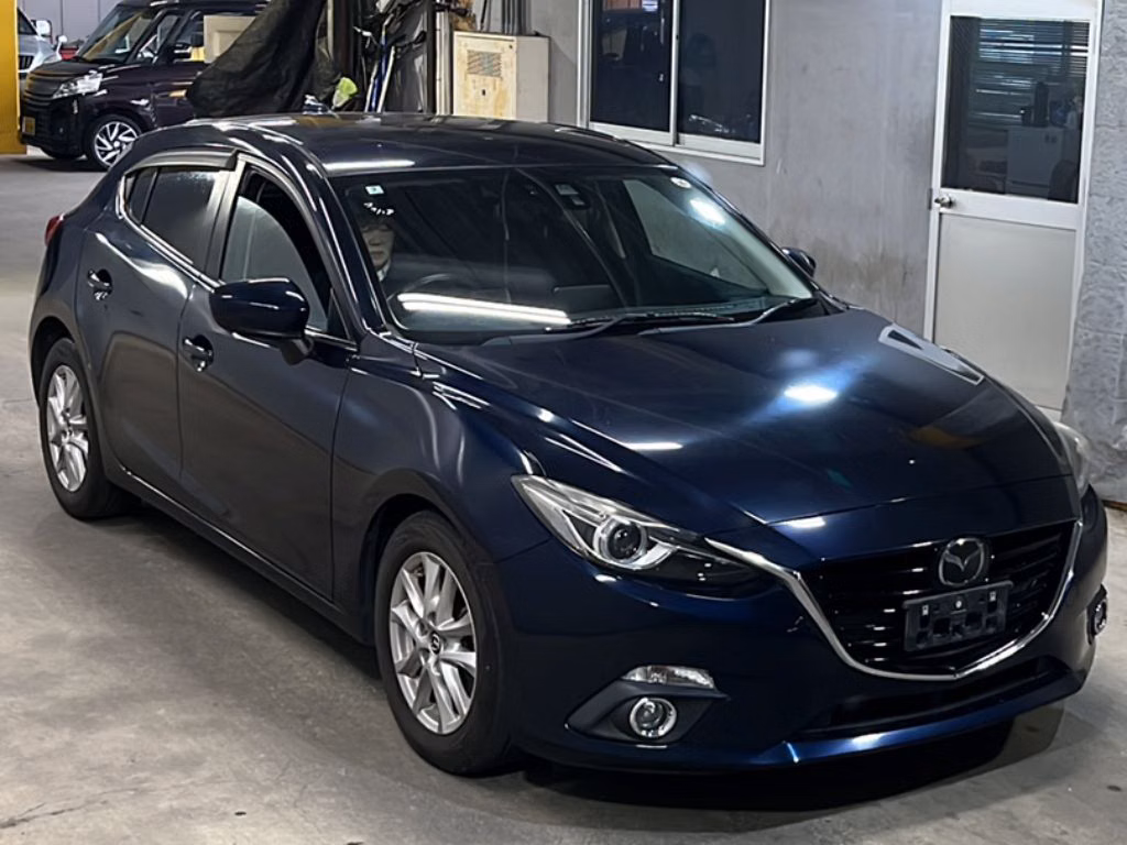 MAZDA AXELA