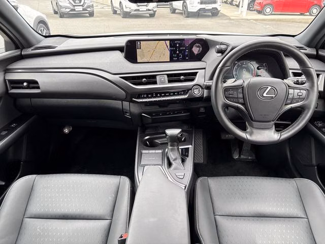 LEXUS UX200