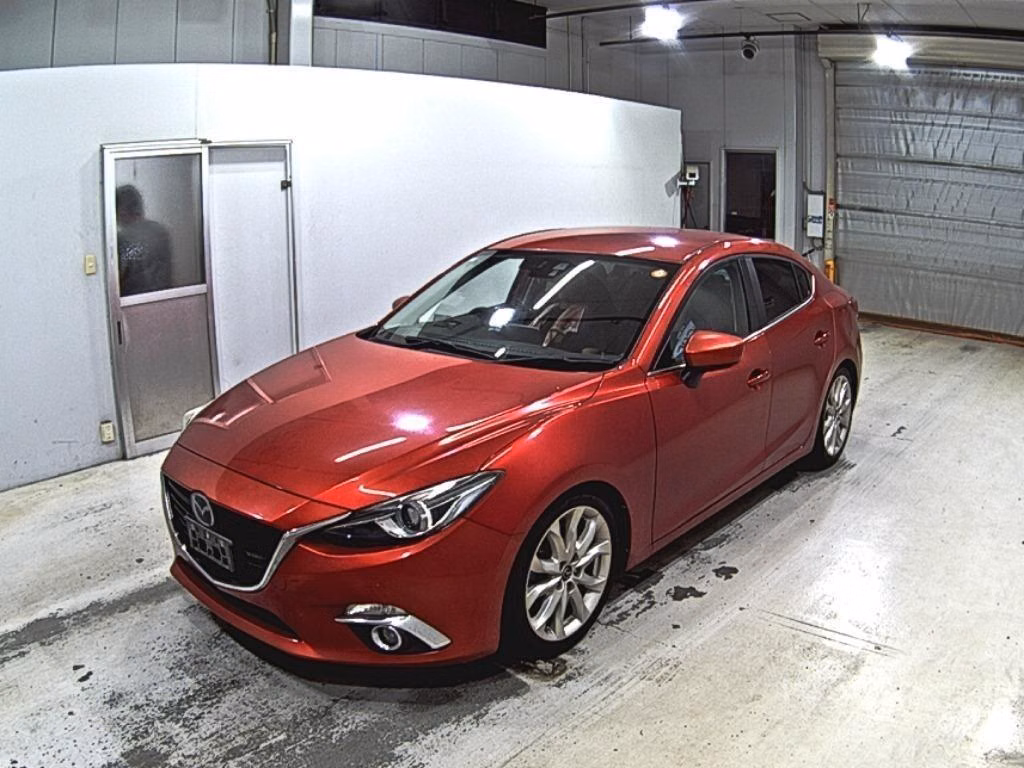 MAZDA AXELA