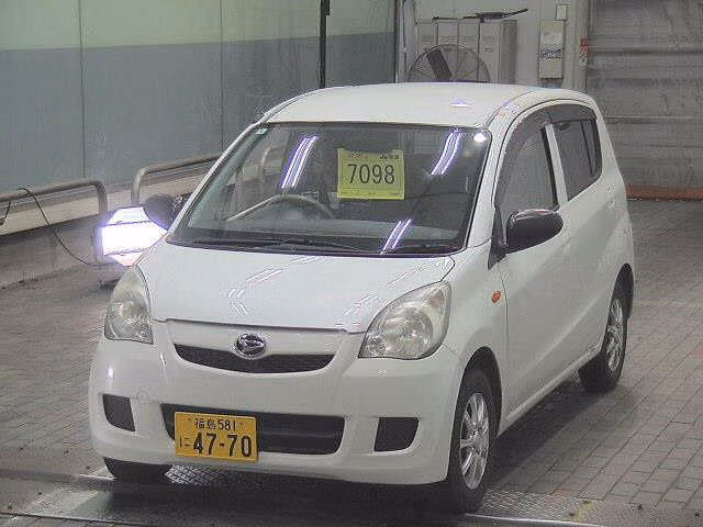 DAIHATSU MIRA