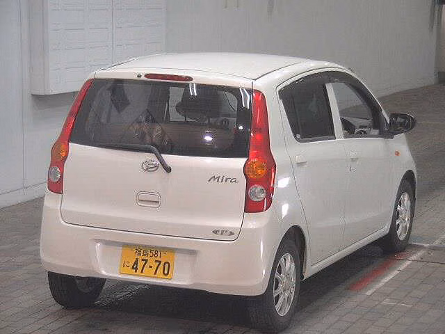 DAIHATSU MIRA