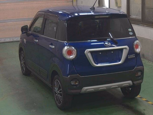DAIHATSU CAST