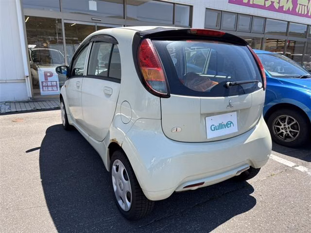 MITSUBISHI I