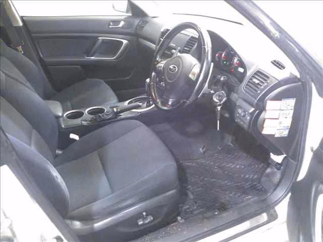 SUBARU LEGACY