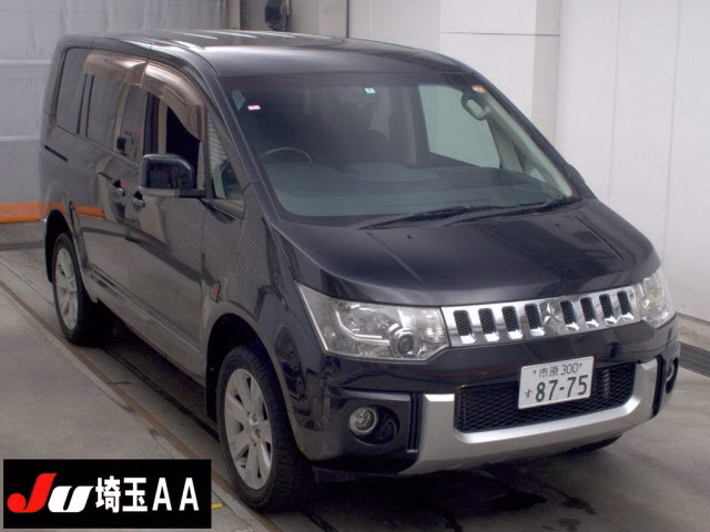 MITSUBISHI DELICA D:5