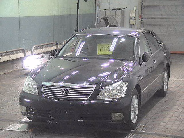 TOYOTA CROWN