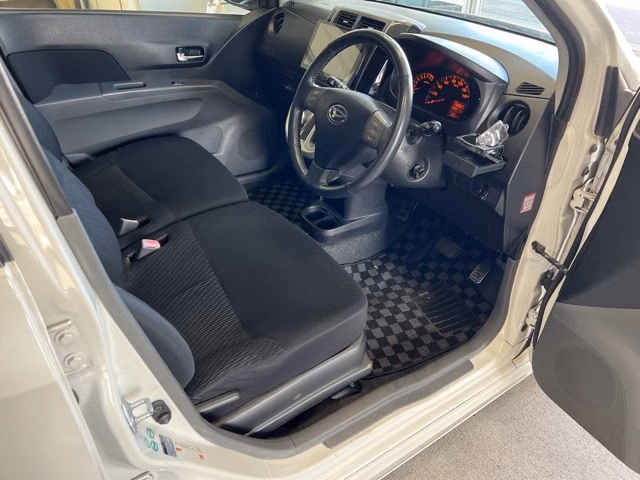 DAIHATSU MIRA