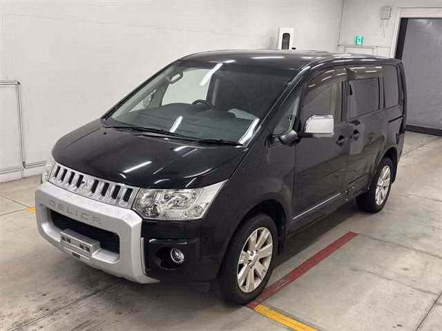 MITSUBISHI DELICA D:5