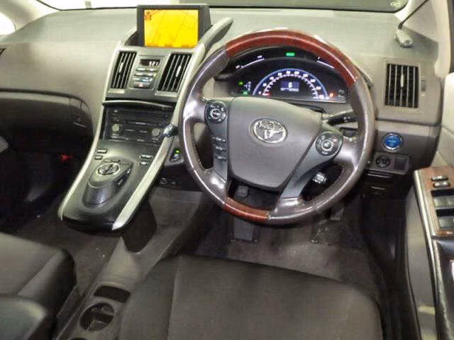 TOYOTA SAI