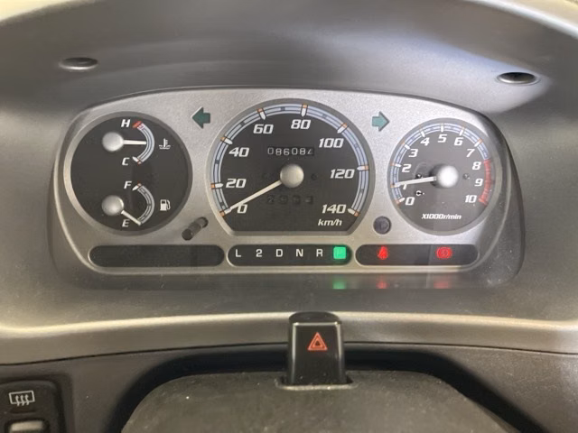 DAIHATSU TERIOS KID