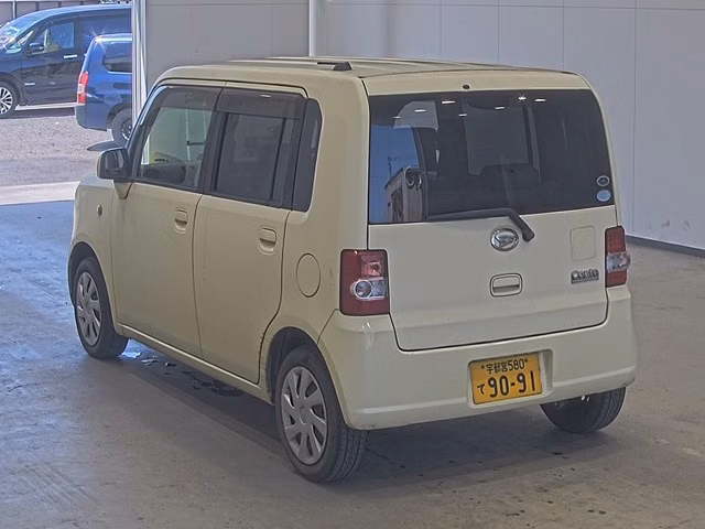 DAIHATSU MOVE CONTE