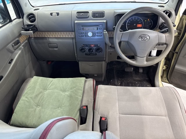 DAIHATSU MOVE CONTE