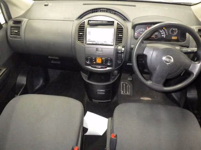 NISSAN LAFESTA