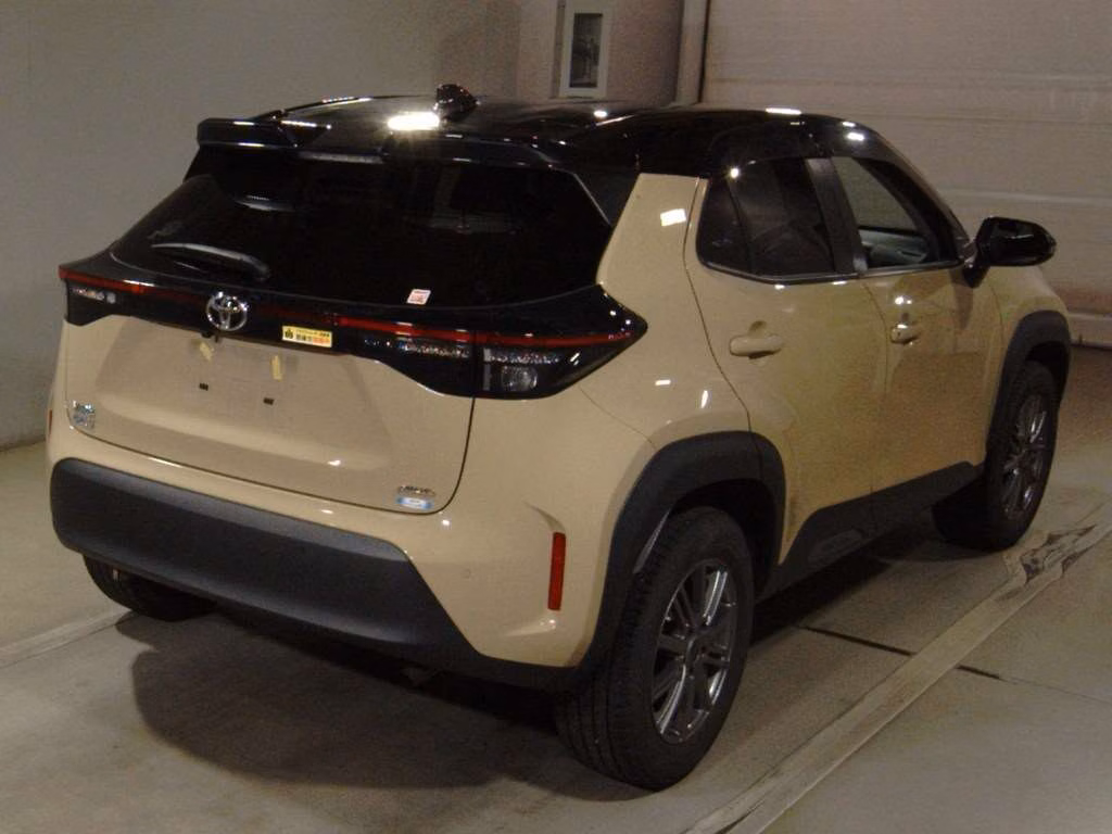 TOYOTA YARIS CROSS