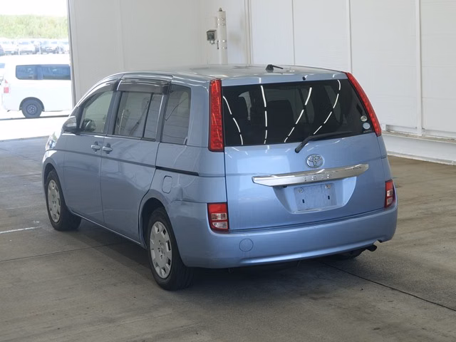 TOYOTA ISIS