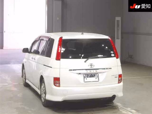 TOYOTA ISIS