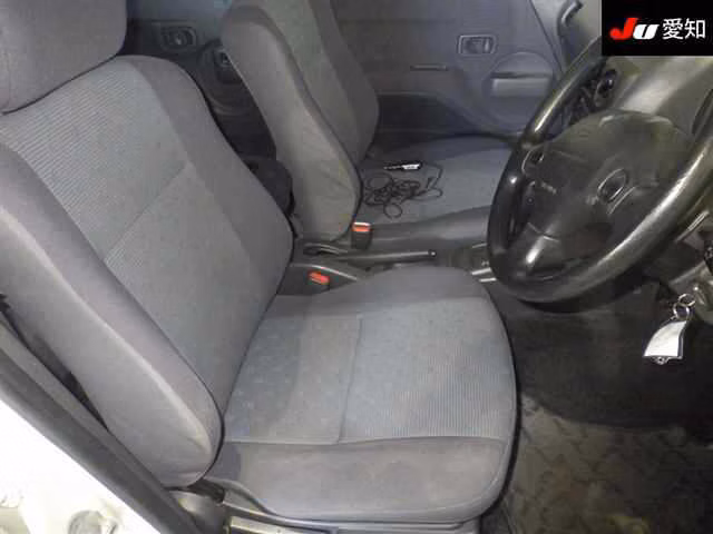DAIHATSU TERIOS KID