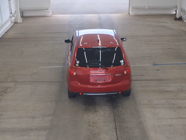 MAZDA VERISA
