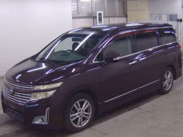 NISSAN ELGRAND