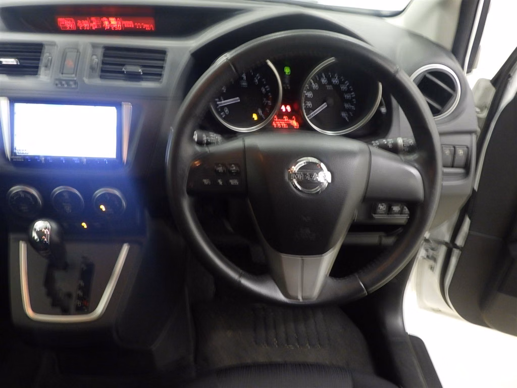 NISSAN LAFESTA