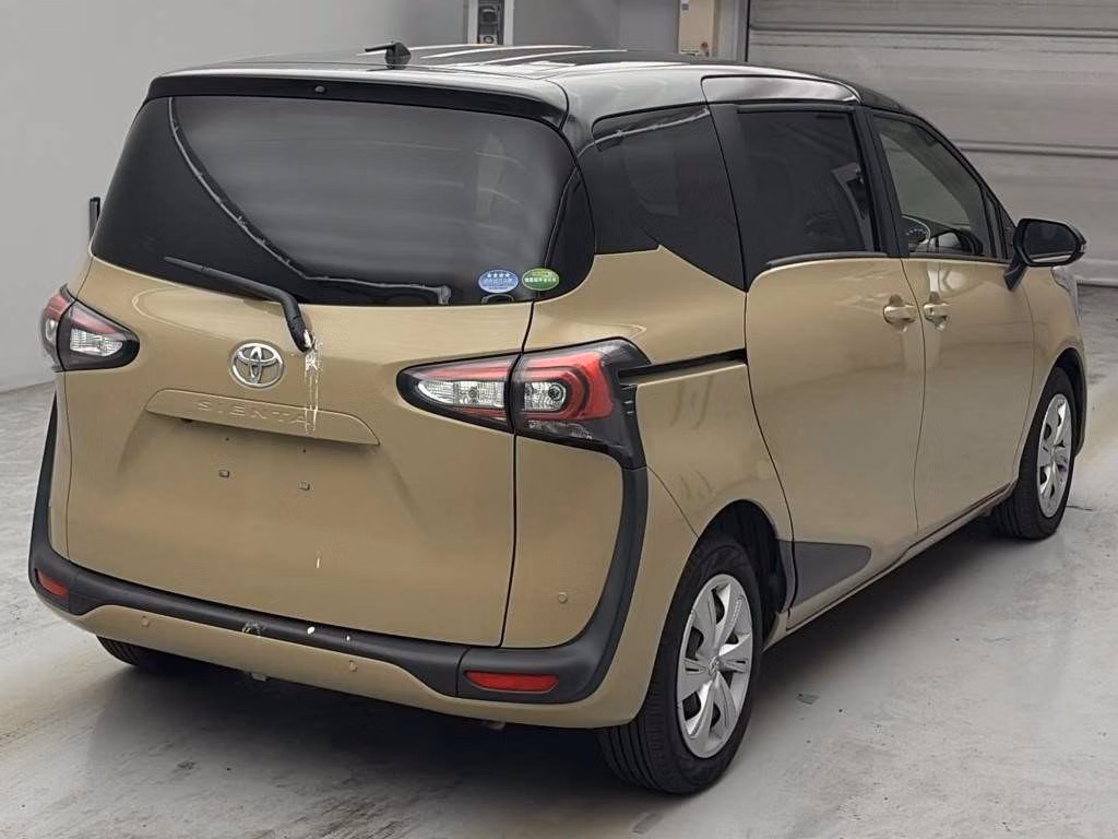 TOYOTA SIENTA