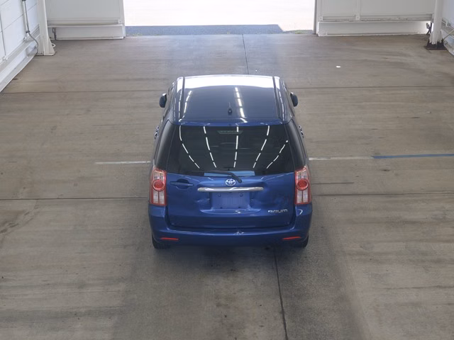 TOYOTA RAUM