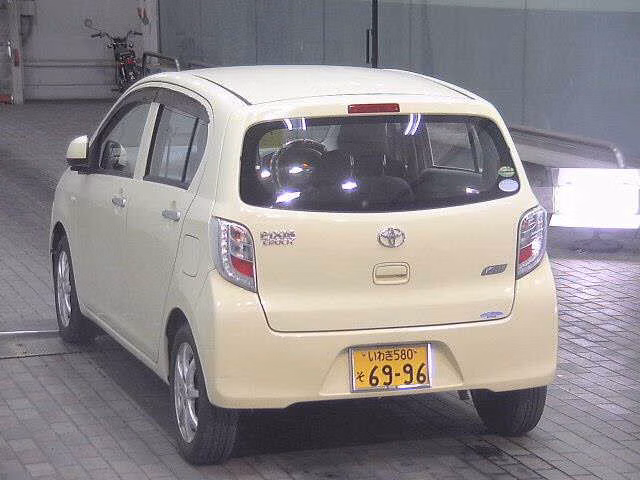 TOYOTA PIXIS EPOCH