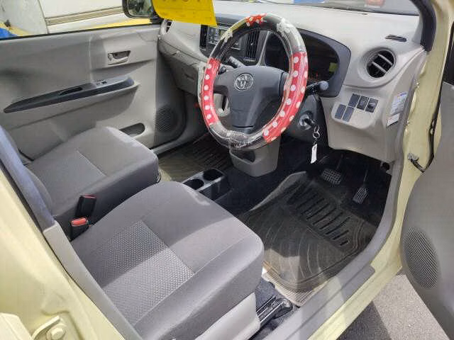 TOYOTA PIXIS EPOCH