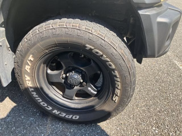 SUZUKI JIMNY SIERRA