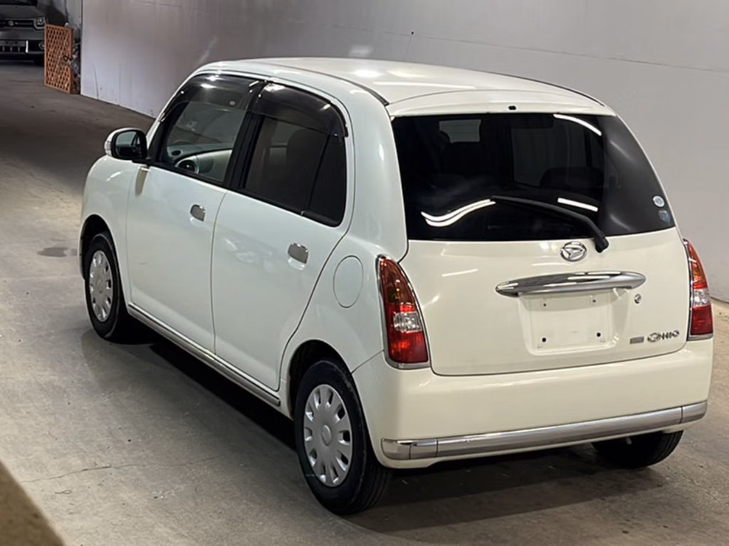 DAIHATSU MIRA GINO