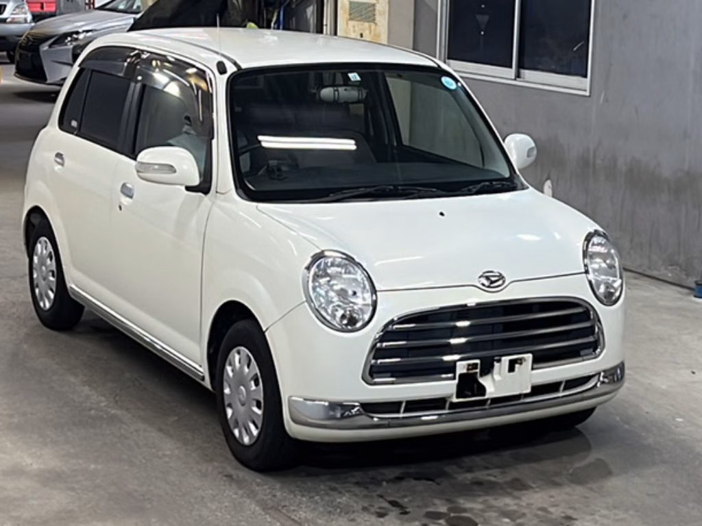 DAIHATSU MIRA GINO