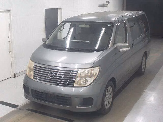 NISSAN ELGRAND
