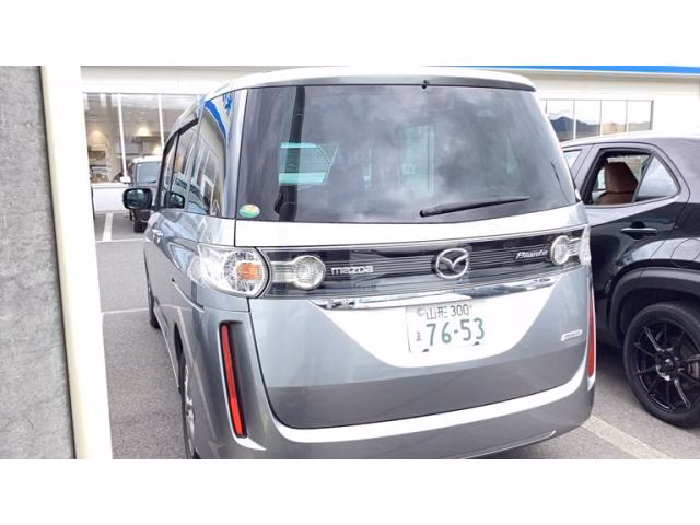 MAZDA BIANTE