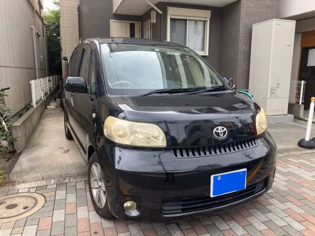 TOYOTA PORTE