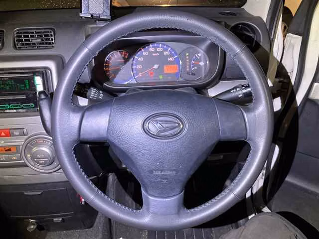 DAIHATSU MOVE CONTE