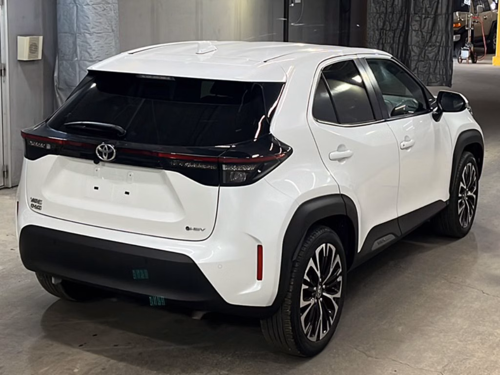 TOYOTA YARIS CROSS