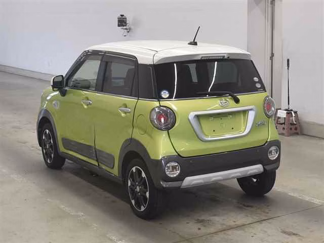 DAIHATSU CAST