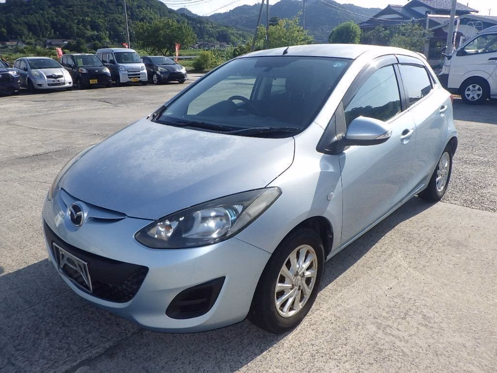 MAZDA DEMIO