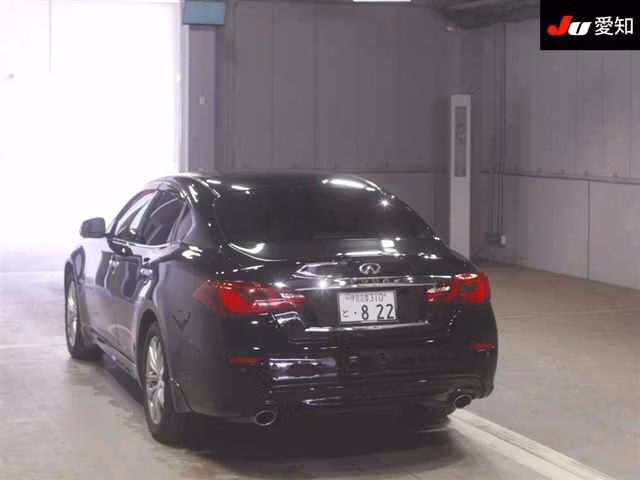 NISSAN FUGA