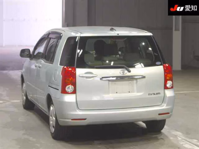 TOYOTA RAUM