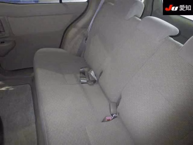 TOYOTA RAUM