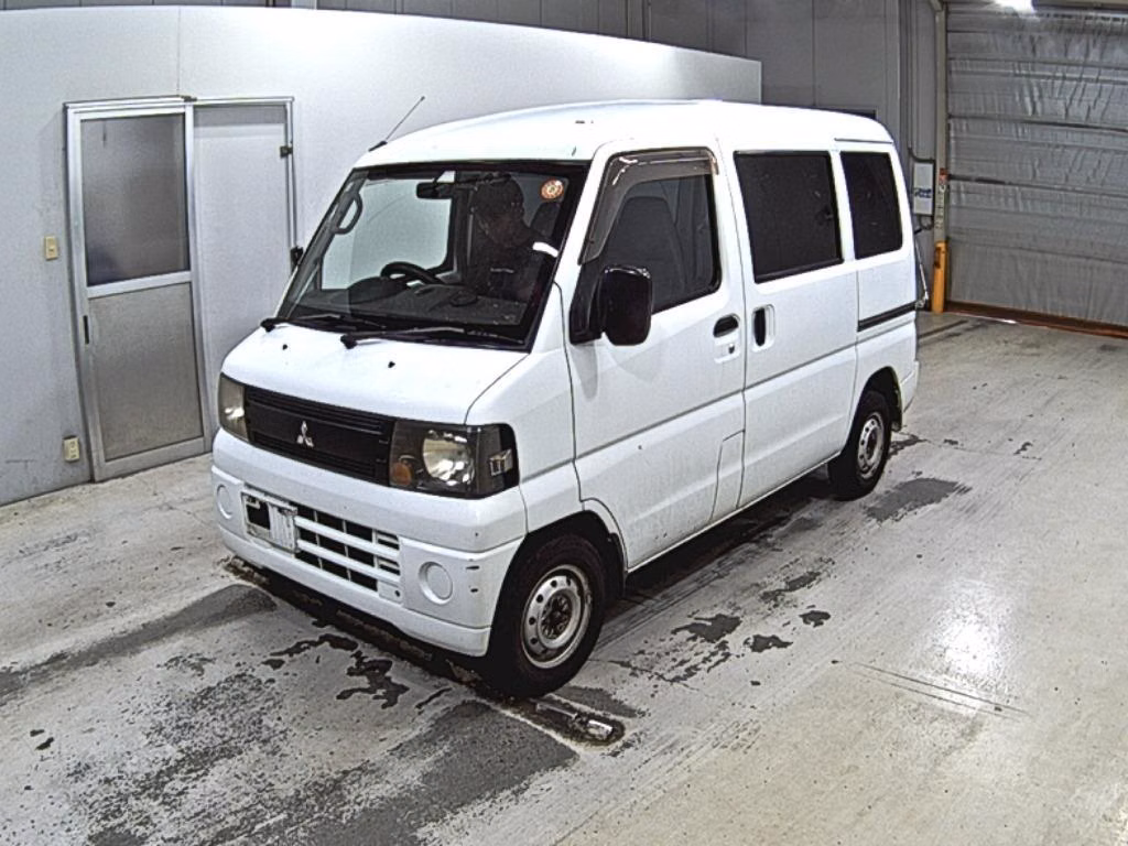 MITSUBISHI MINICAB
