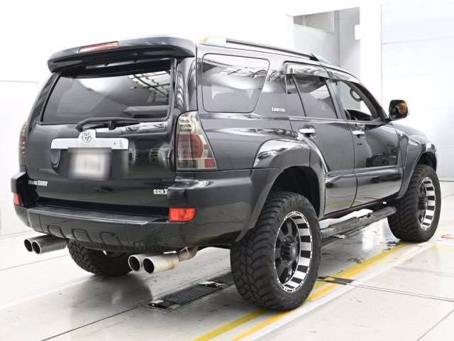 TOYOTA HILUX SURF