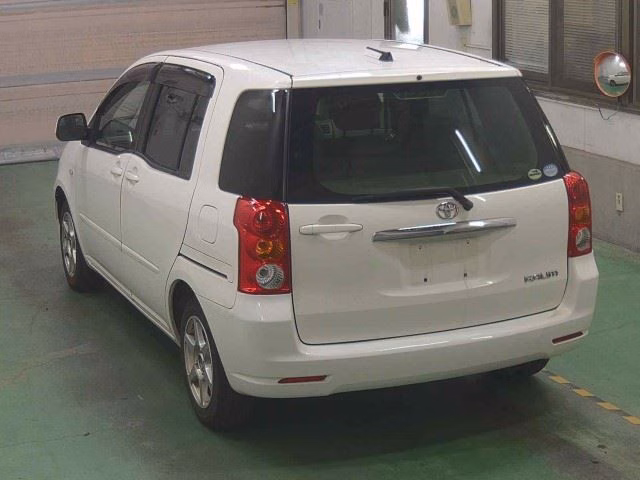 TOYOTA RAUM