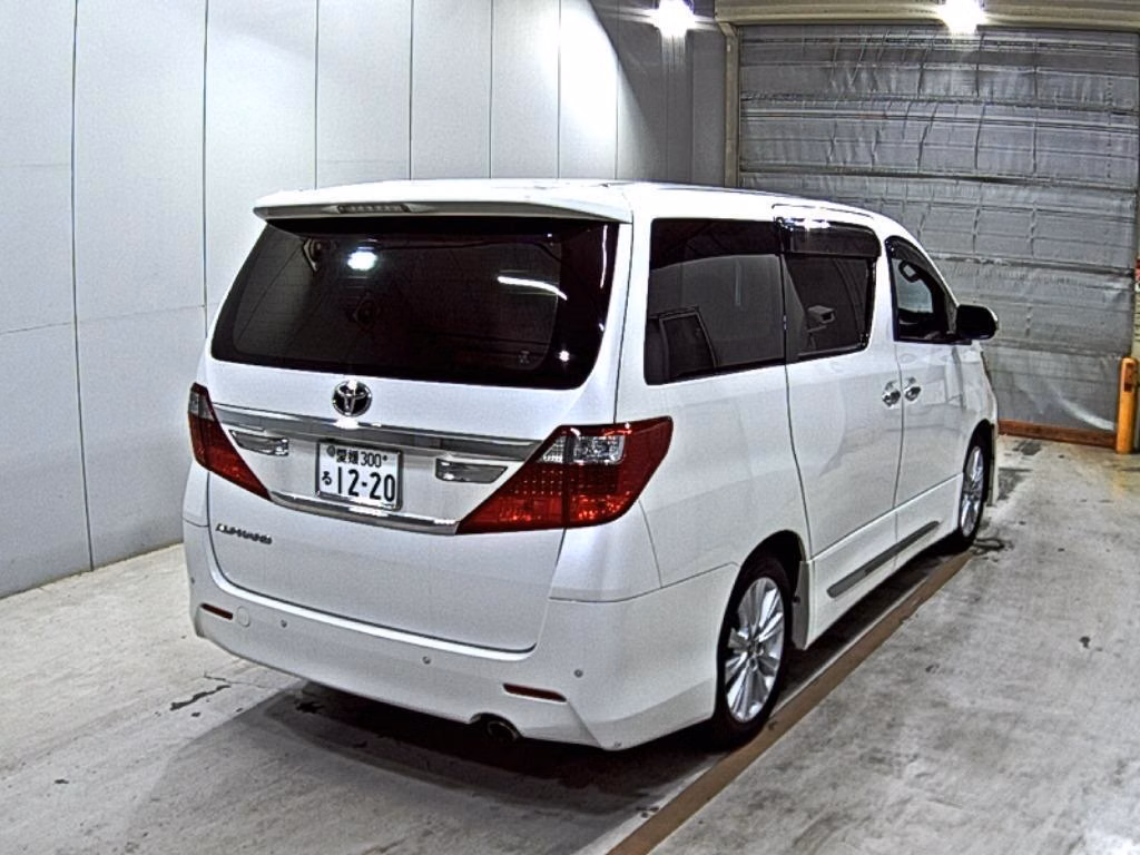 TOYOTA ALPHARD