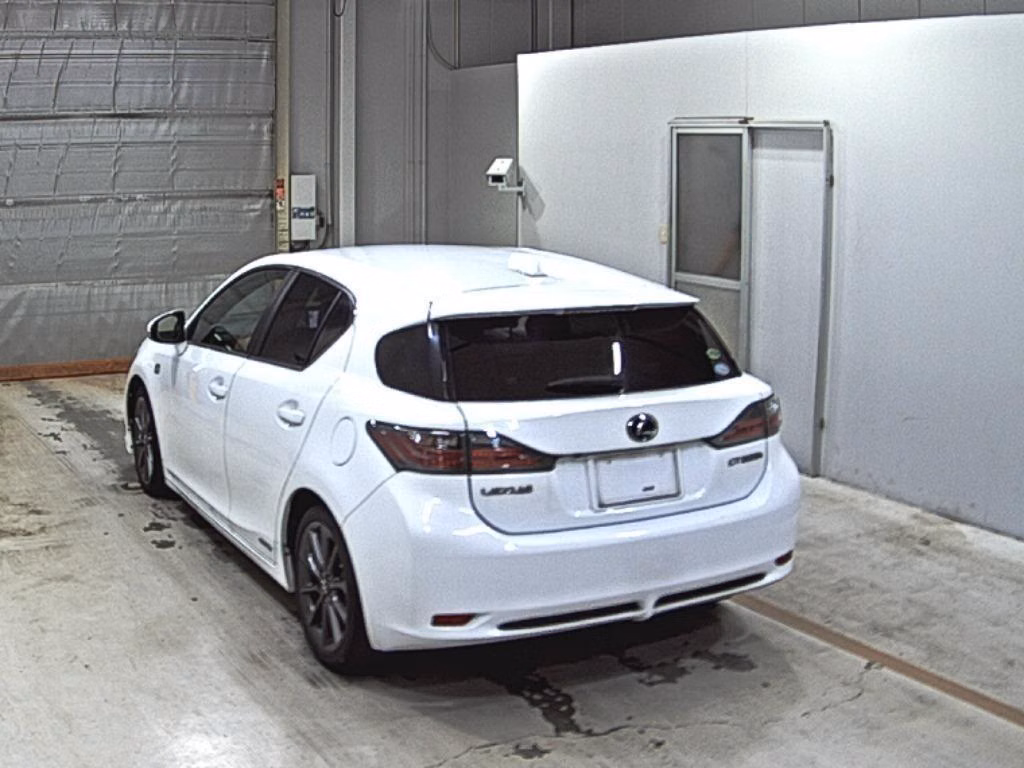LEXUS CT200H