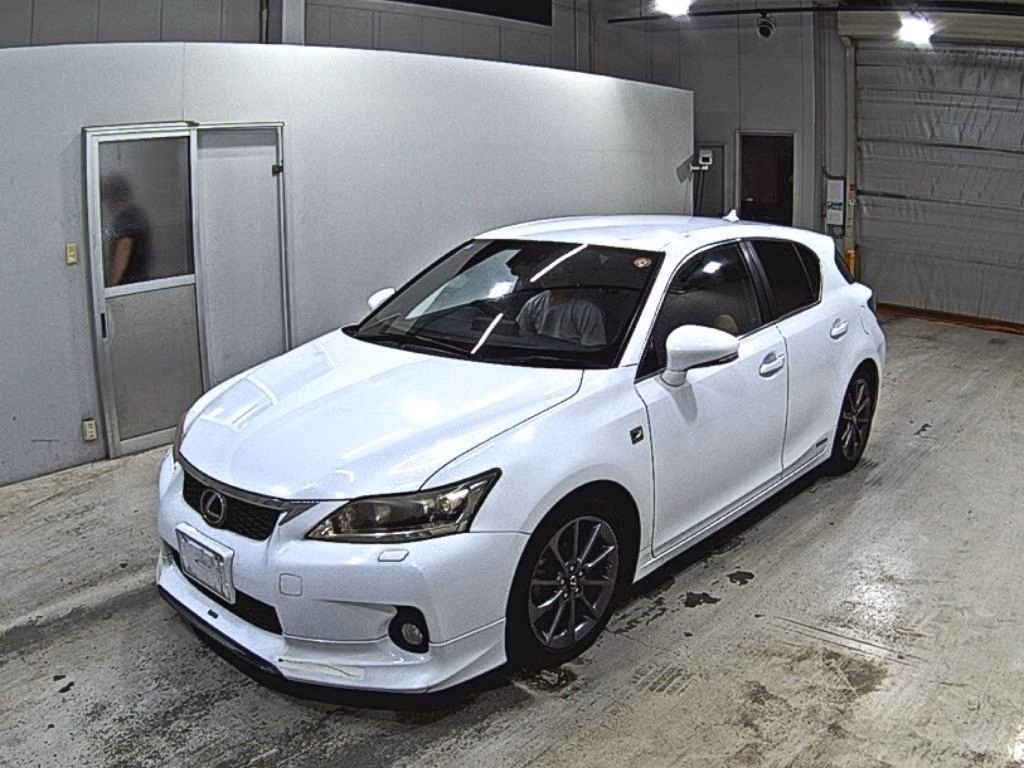 LEXUS CT200H