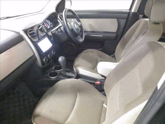 MAZDA VERISA